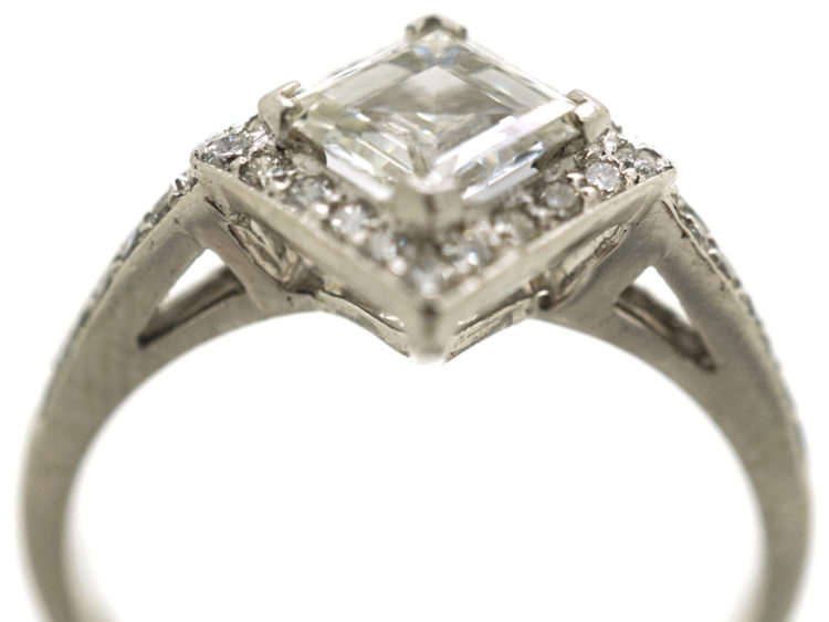 18ct White Gold, Diamond Set, Diamond Shaped Ring