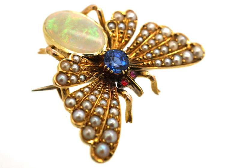 Edwardian 15ct Gold Bee Brooch Set With a Sapphire,Opal & Natural Split Pearls