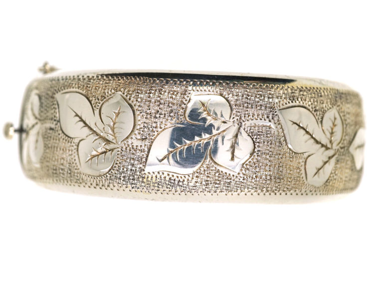 Silver Bangle with Strawberry Leaf Engraved Motif