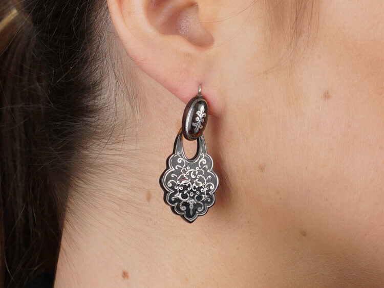 Victorian Tortoiseshell Pique Drop Earrings