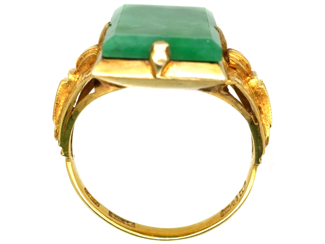 14ct Gold Jade Ring (811L) The Antique Jewellery Company