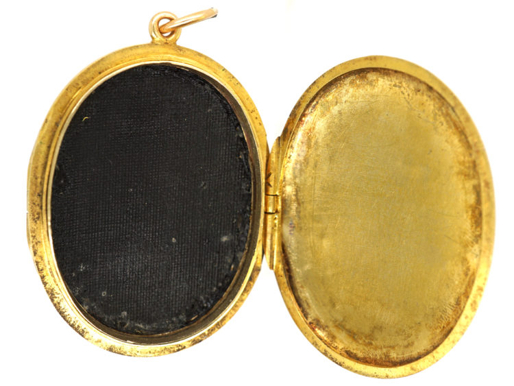 Victorian 15ct Gold Double Opening Oval Engraved Locket