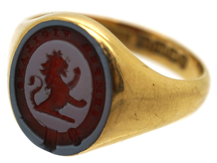 18ct Gold & Carnelian Signet Ring with Lion Intaglio