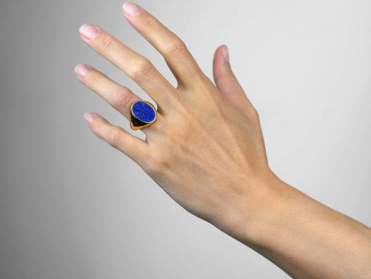 18ct Gold & Lapis Lazuli Signet Ring With Crest Intaglio