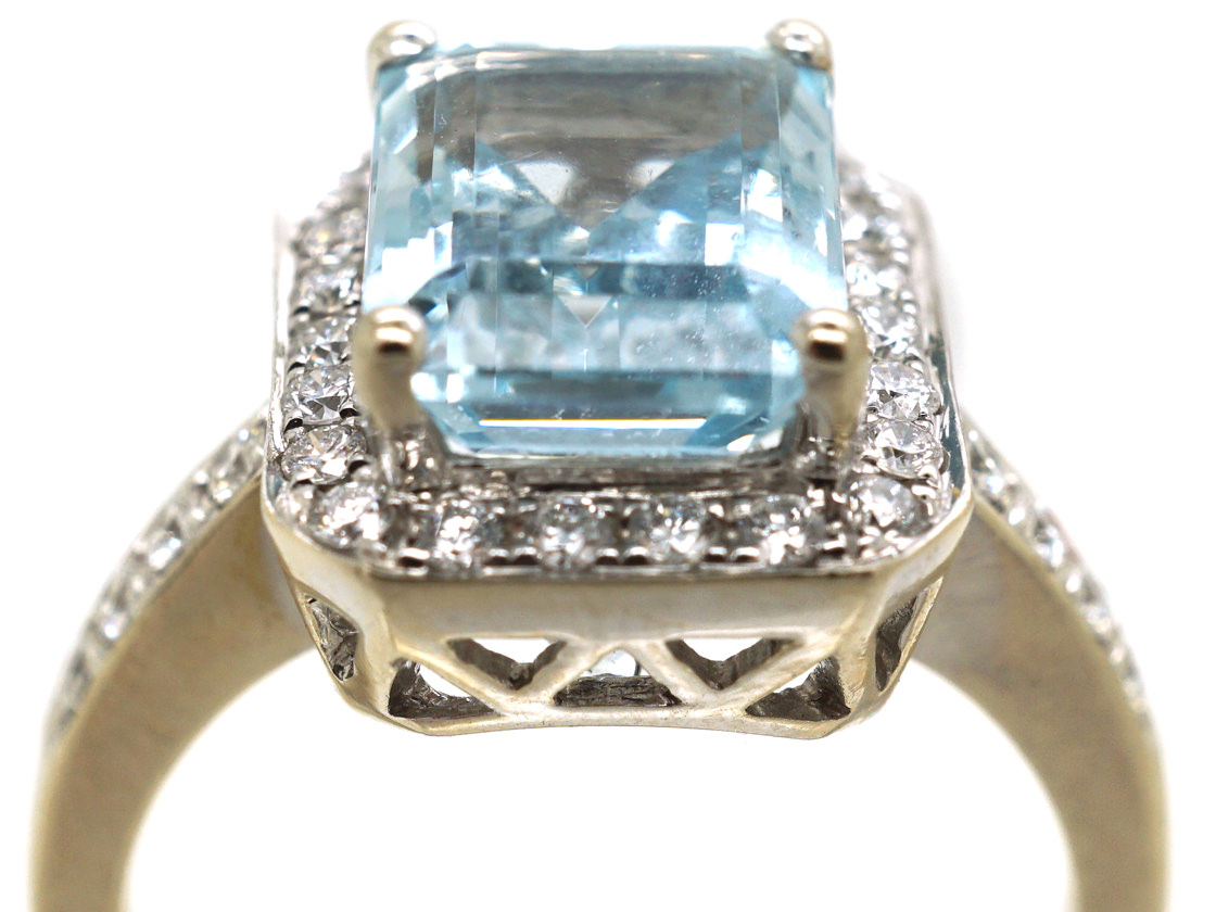 18ct White Gold, Aquamarine & Diamond Rectangular Ring with Diamond Set ...