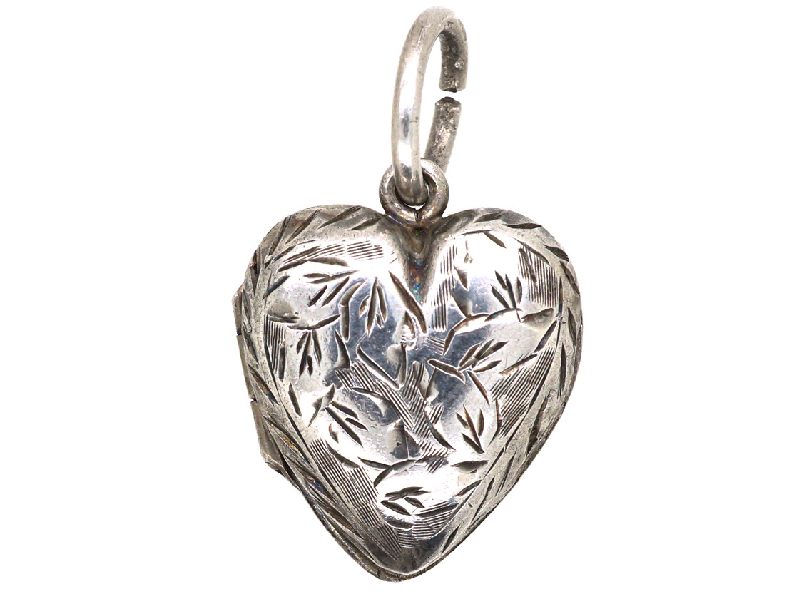 Edwardian Silver Heart Shaped Locket (183K/10) | The Antique Jewellery ...