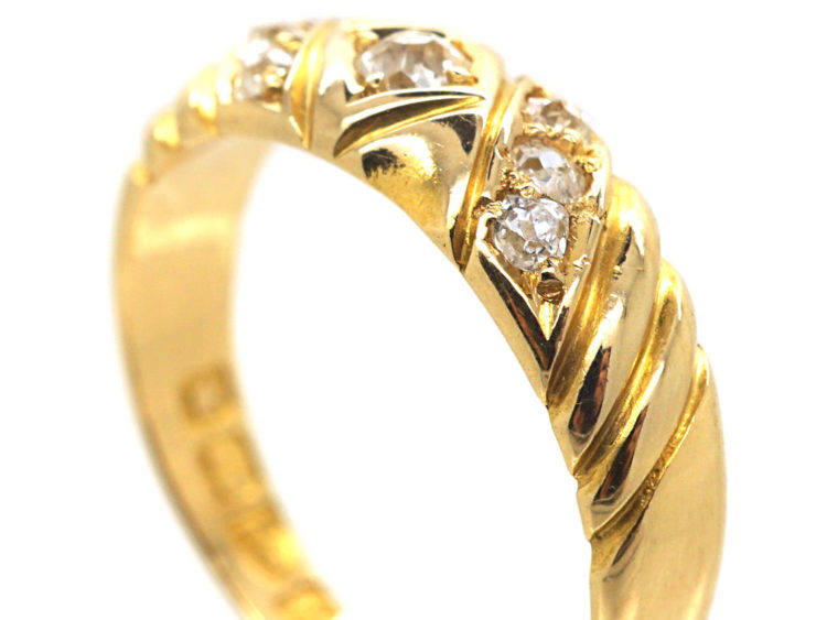 Victorian 18ct Gold Ring set with Diamonds