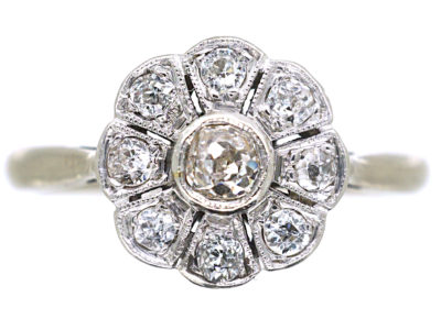 Edwardian 18ct White Gold & Platinum, Diamond Daisy Cluster Ring