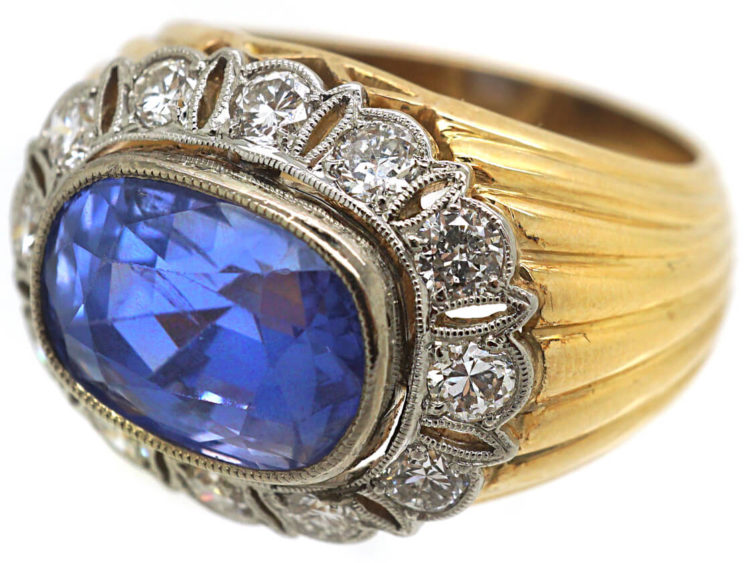 14ct Gold Large Oval Sapphire & Diamond Cluster Ring