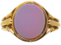 Victorian 18ct Gold Signet Ring set with a Banded Carnelian