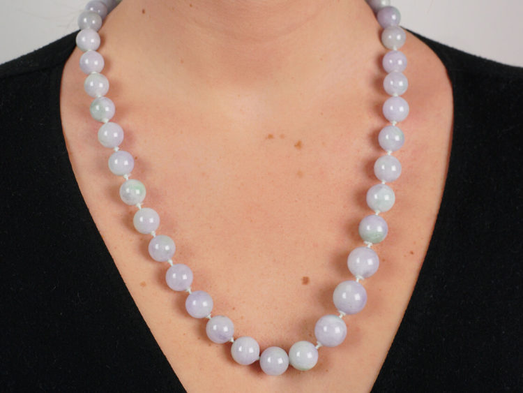 Lavender Jade Bead Necklace With 18ct White Gold & Diamond Clasp