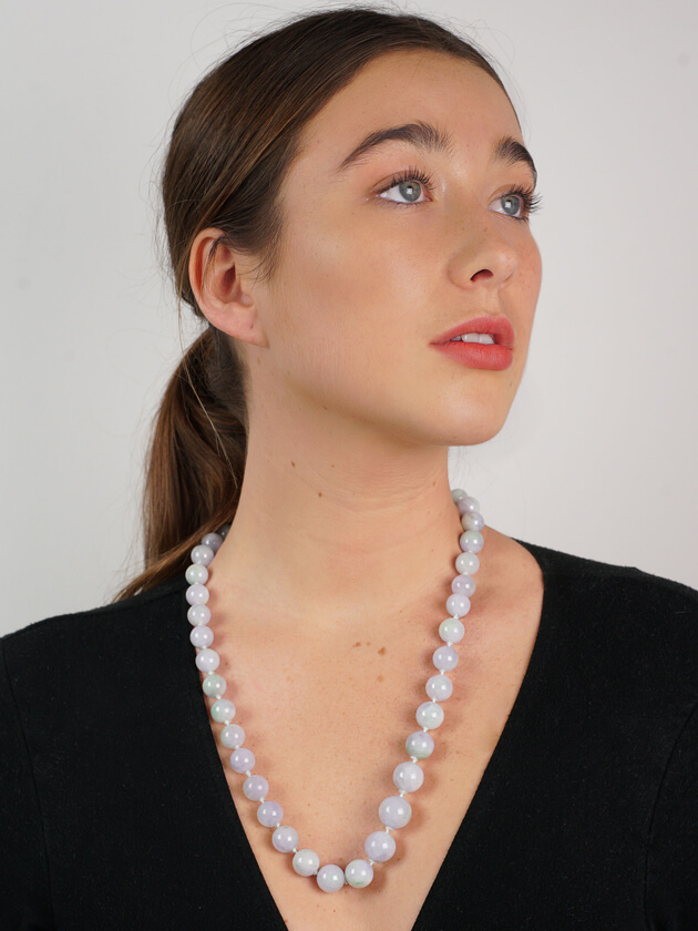 Roseberys London | A jadeite jade and cultured pearl necklace, centring on