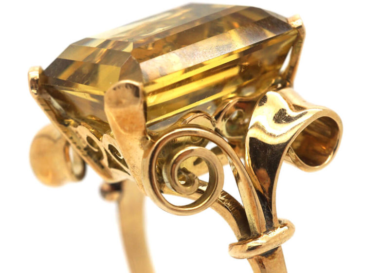 Retro 18ct Gold & Large Rectangular Citrine Ring