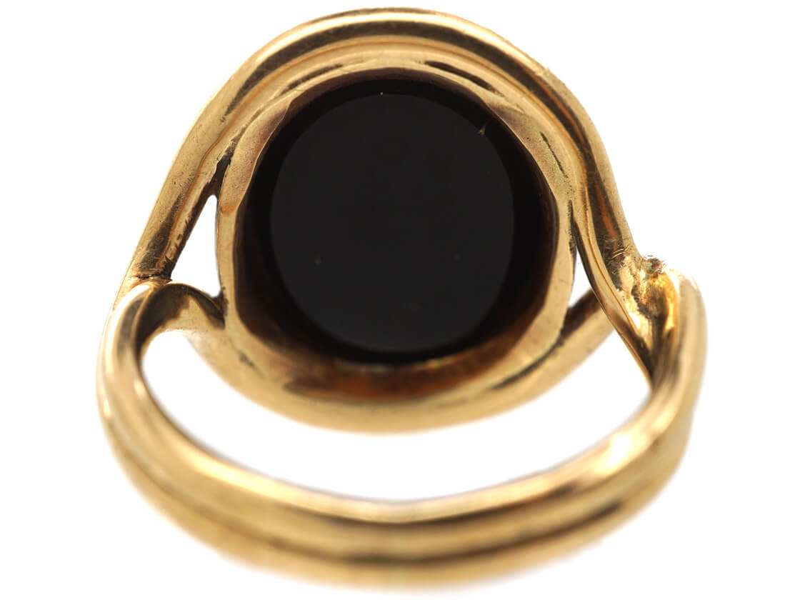 Victorian 18ct Gold Signet Ring with Onyx Intaglio of a Crest (148N ...