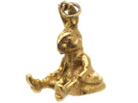 9ct Gold Seated Hare Charm