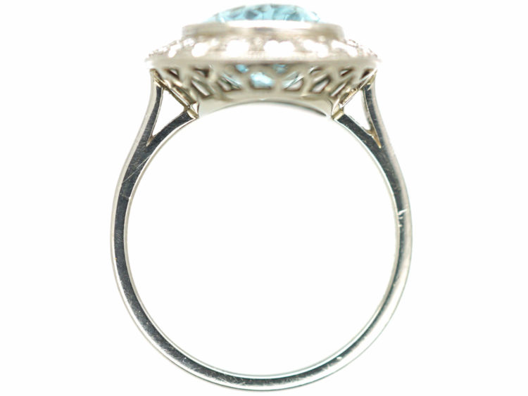 18ct White Gold, Aquamarine & Diamond Oval Cluster Ring