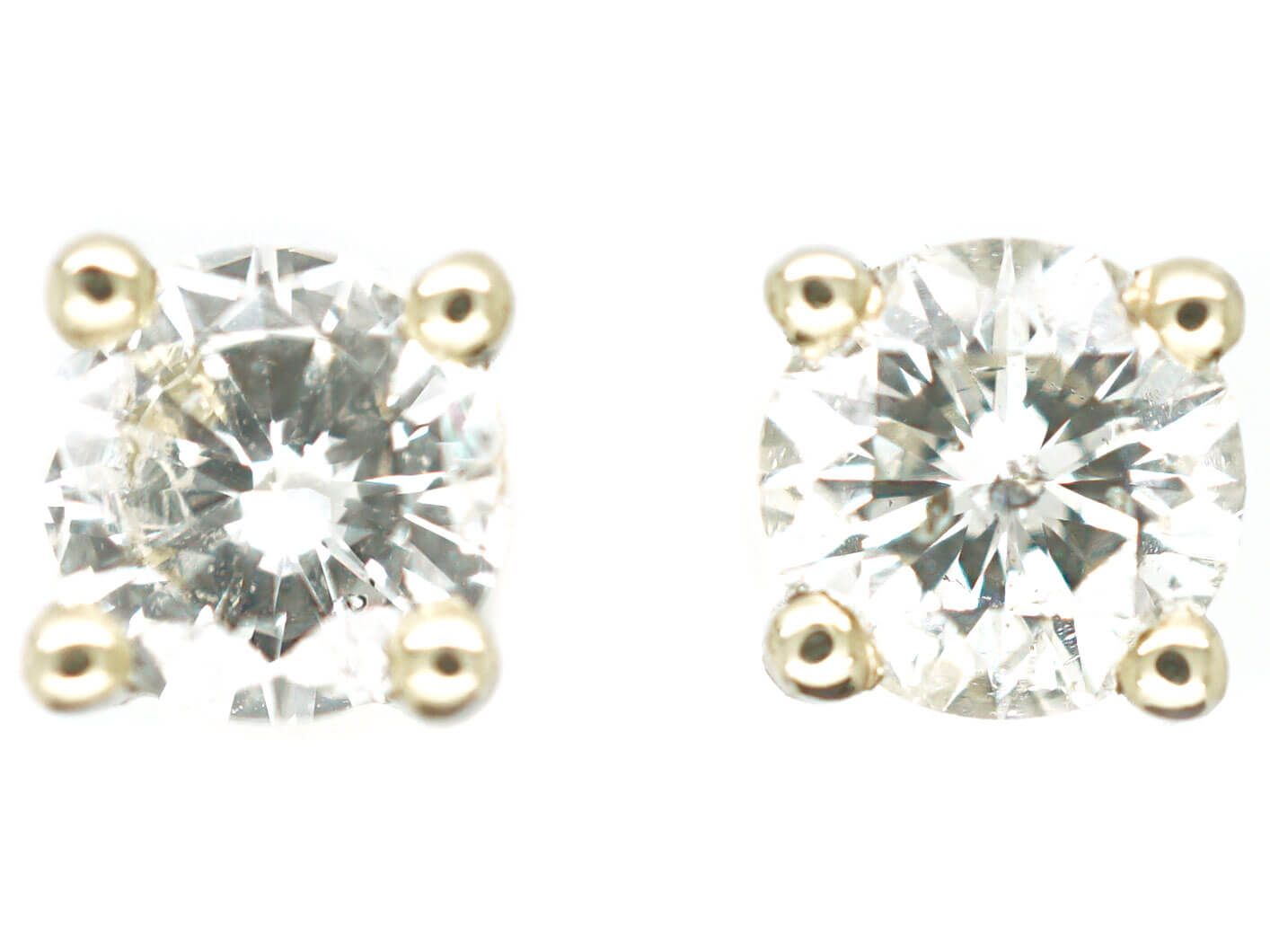 18ct White Gold Diamond Stud Earrings The Antique Jewellery 18ct White Gold Diamond Stud Earrings
