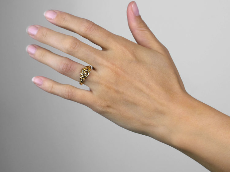 Edwardian 18ct Gold Knot Ring