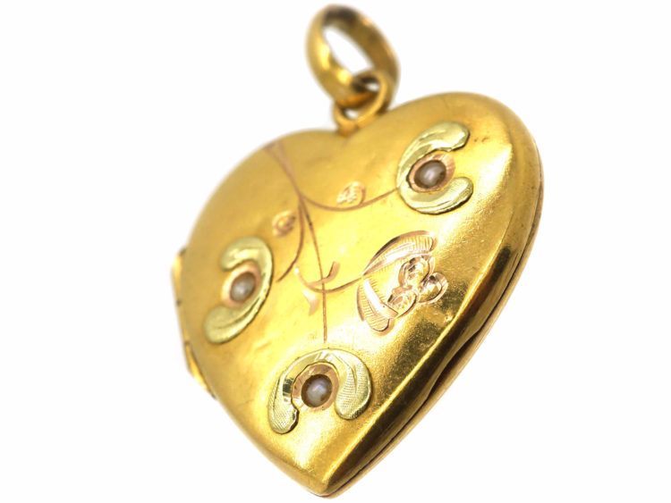 Art Nouveau 18ct Two Colour Gold Heart Shaped Mistletoe Motif Locket set with Three Natural Split Pearls