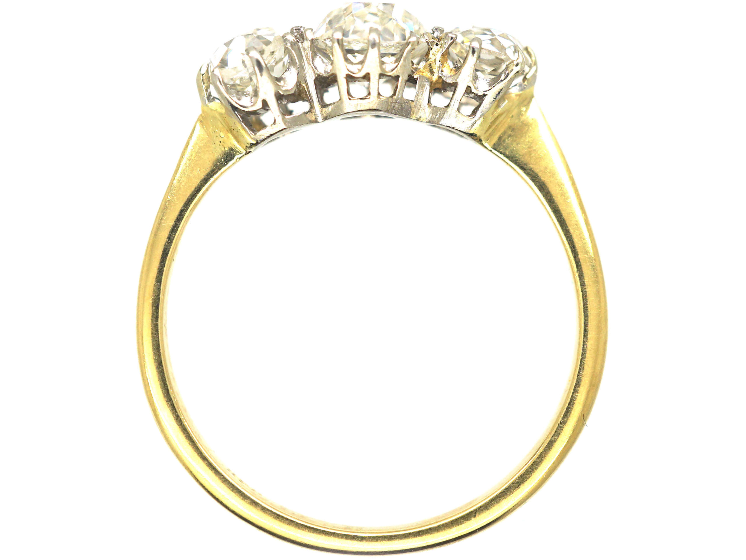 18ct Gold Three Stone Diamond Ring (952N) | The Antique Jewellery Company