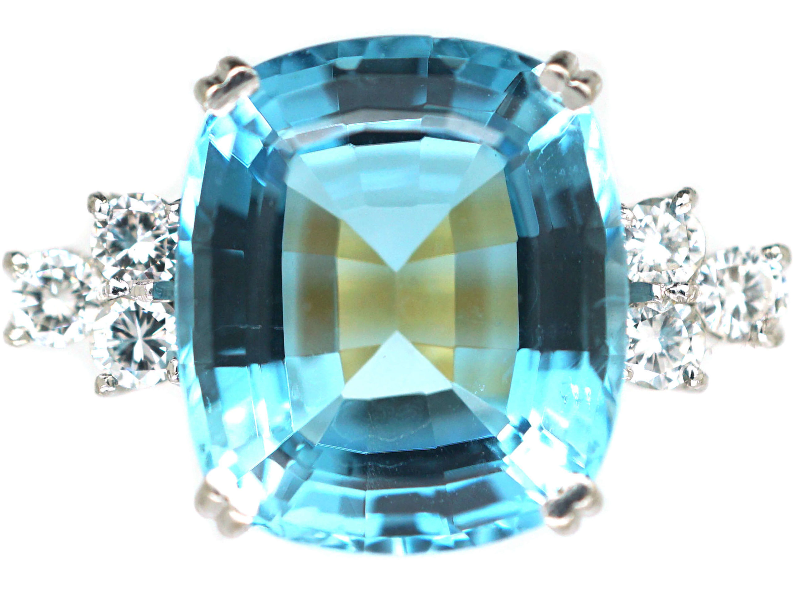 18ct Gold Aquamarine & Diamond Ring (149P) | The Antique Jewellery Company