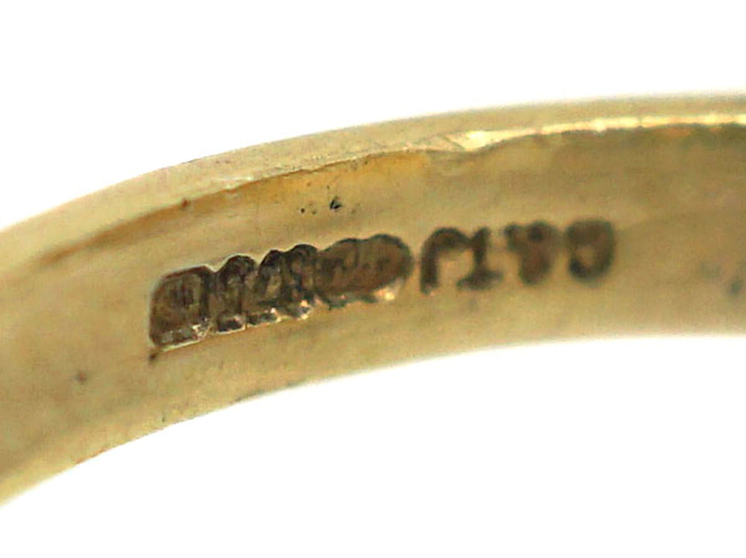 VINTAGE 9ct Gold Traditional Irish Claddagh Ring. Made in Dublin 1977