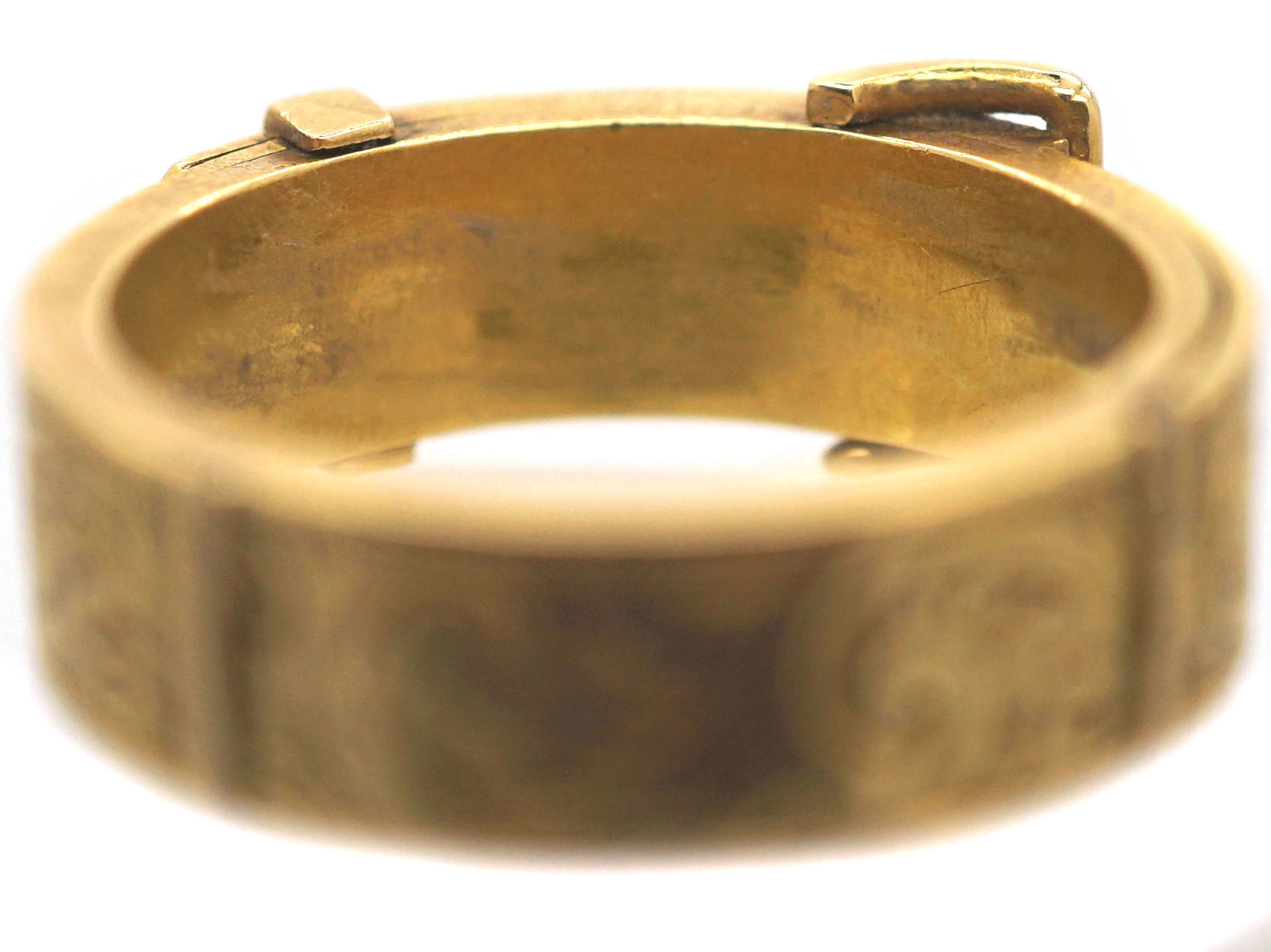 18ct Gold Victorian Buckle Ring Which Opens To Reveal Hair (950D) The