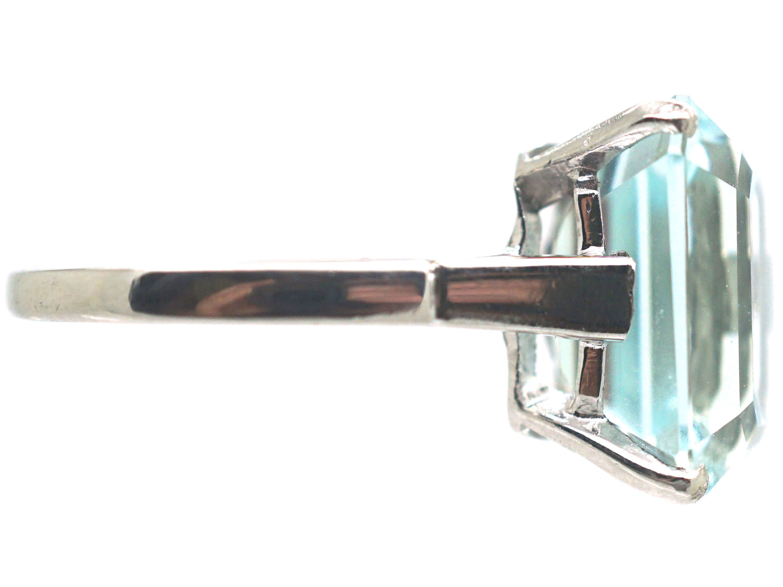 18ct White Gold Rectangular Cut Aquamarine Ring (308P) | The Antique ...