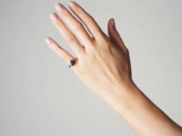 Early Victorian 18ct Gold Ring set with Lapis Lazuli in a Trefoil Design
