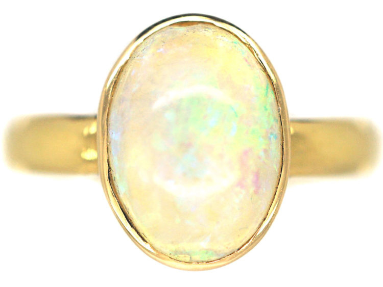 Art Deco 18ct Gold Ring set with an Opal