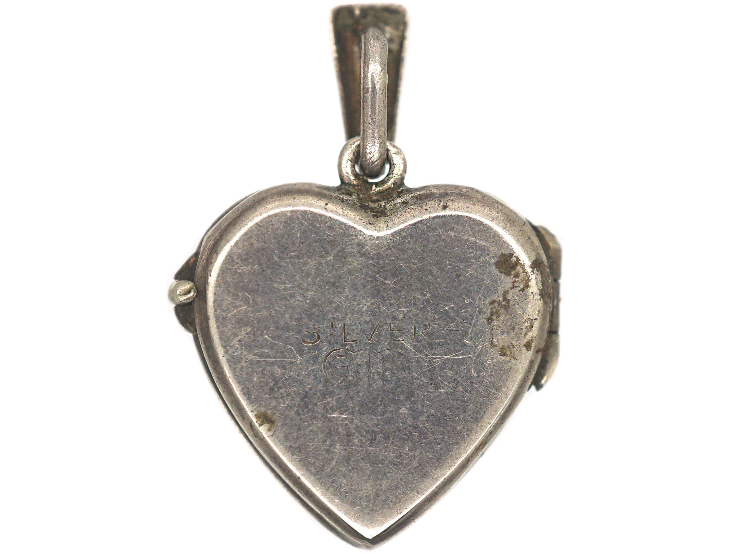 Silver Heart Shaped Locket (992P) | The Antique Jewellery Company