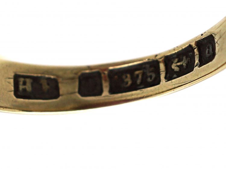 Victorian 9ct Gold & Carnelian Signet Ring