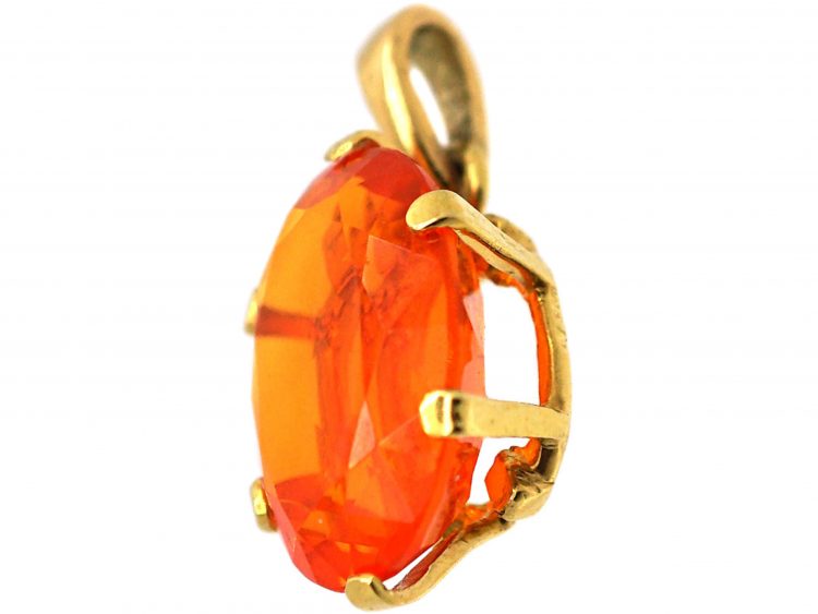 18ct Gold Fire Opal Pendant
