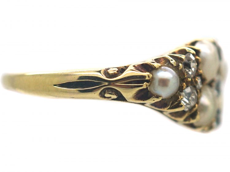 Victorian 18ct Gold Boat Shaped Ring set with Diamonds & Natural Split Pearls