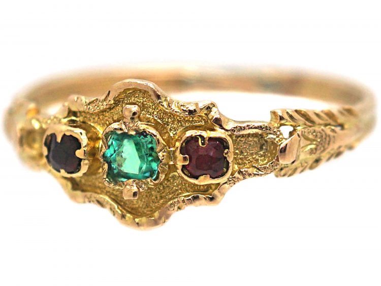 Regency 15ct Gold Emerald & Ruby Three Stone Ring with Ornate gold Decoration