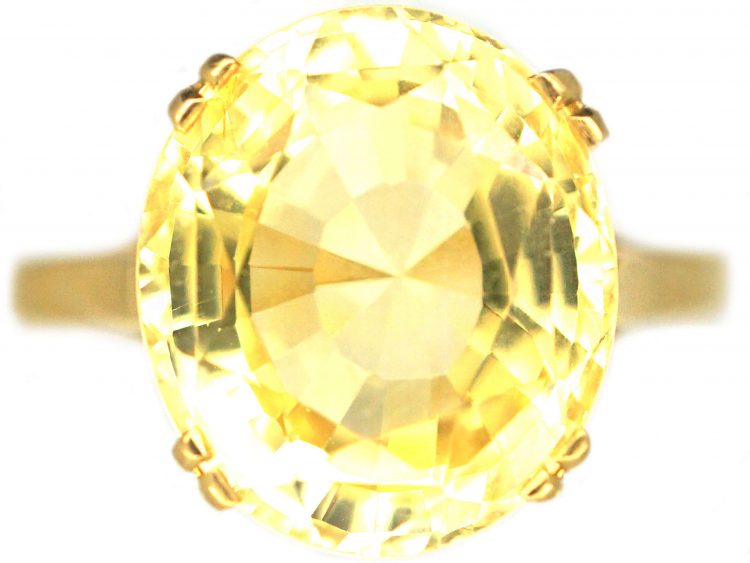 18ct Gold Natural Yellow Sapphire Ring that Weighs Nine Carats