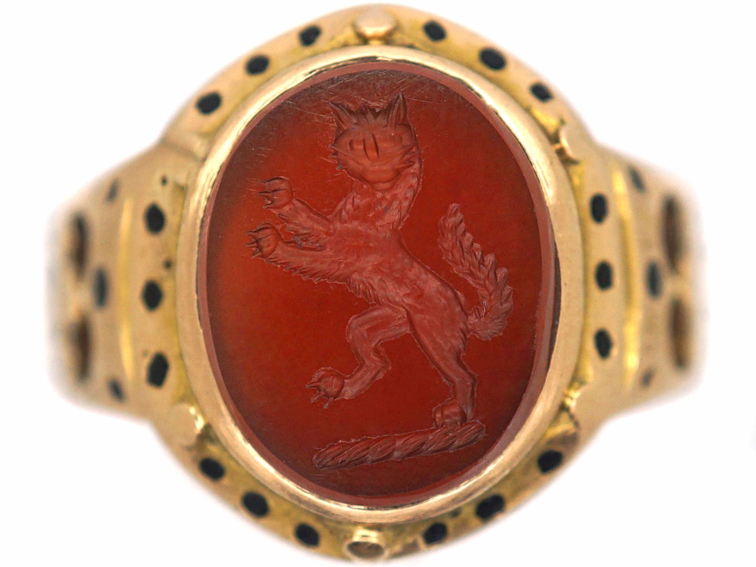 Victorian 15ct Gold Signet Ring with Intaglio of a Rearing Cat