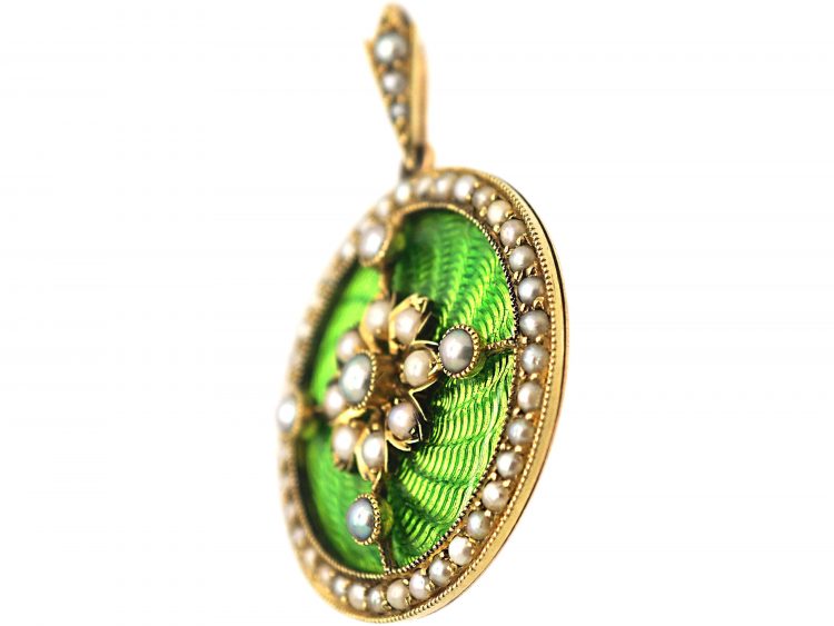 Edwardian 15ct Gold & Apple Green Enamel Round Pendant set with Natural Split Pearls