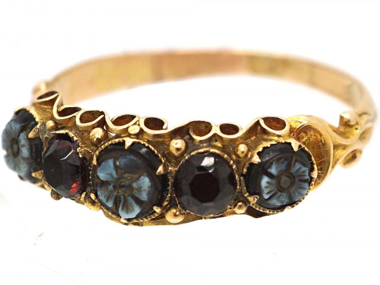Regency 15ct Gold Ring set with Onyx & Garnets with Flower Detail