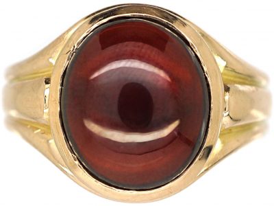 Victorian 15ct Gold & Cabochon Garnet Ring