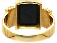 Victorian 18ct Gold Signet Ring set with a Bloodstone