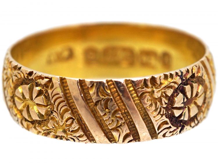 Victorian 9ct Gold Wedding Band with Incised Flower Decoration