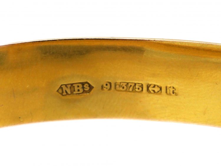 9ct Gold Buckle Bangle with Engraved Flower & Detail Assayed in 1918