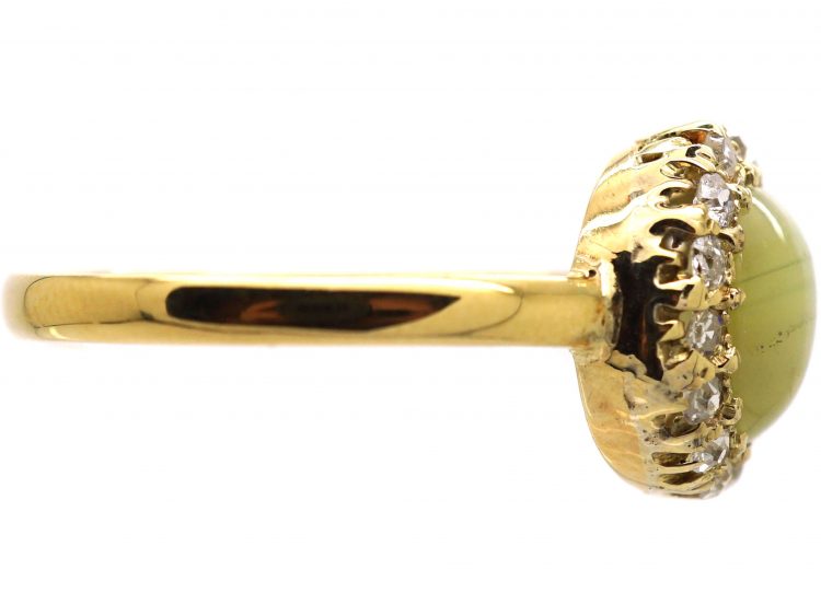 Edwardian 18ct Gold Cats-Eye Chrysoberyl & Diamond Cluster Ring