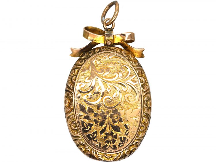 Edwardian 9ct Gold Oval Locket with Engraved Detail