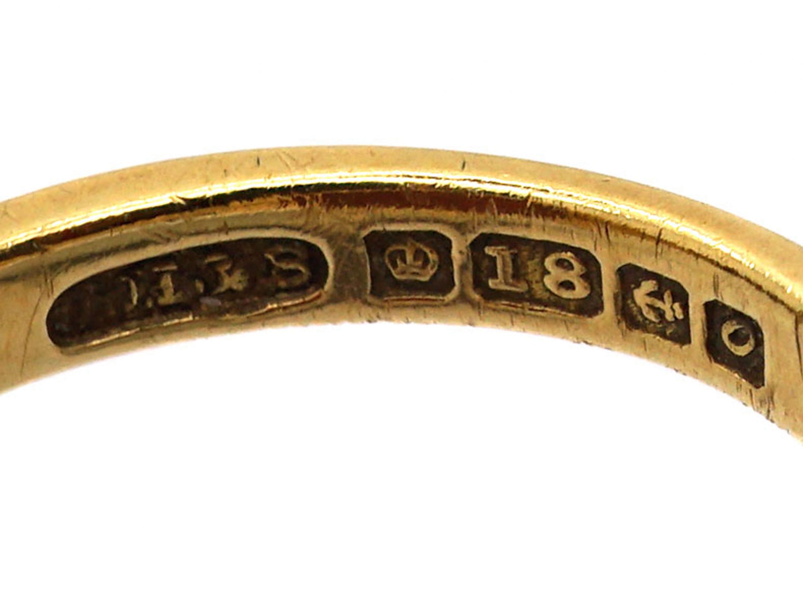 18ct Gold Signet Ring set with a Carnelian (223S) The Antique