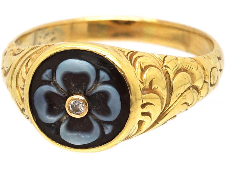 Early Victorian 18ct Gold Mourning Ring with Banded Sardonyx of a Flower