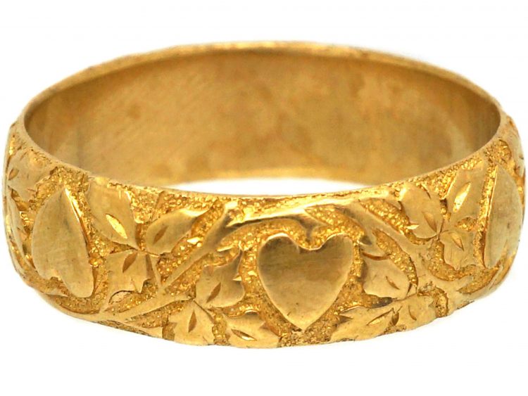 Victorian 18ct Gold Wedding Ring with Hearts Motif
