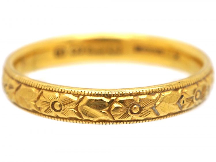 Edwardian 22ct Gold Wedding Ring with Flower Detail