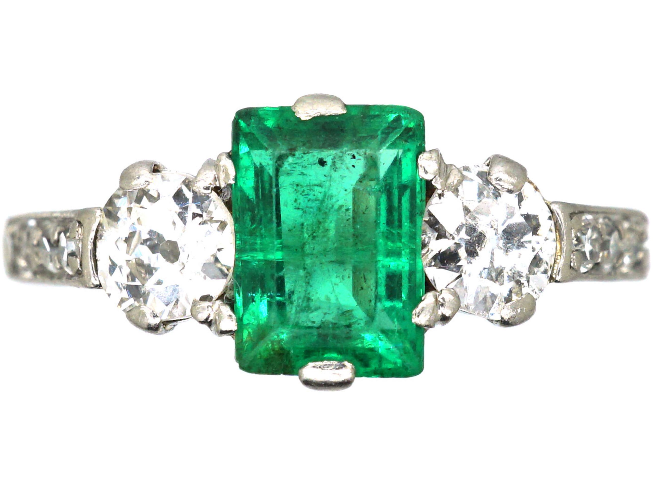 Art Deco 18ct White Gold, Emerald & Diamond Ring with Diamond set